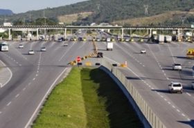 Aumenta fluxo de veículos em rodovias pedagiadas